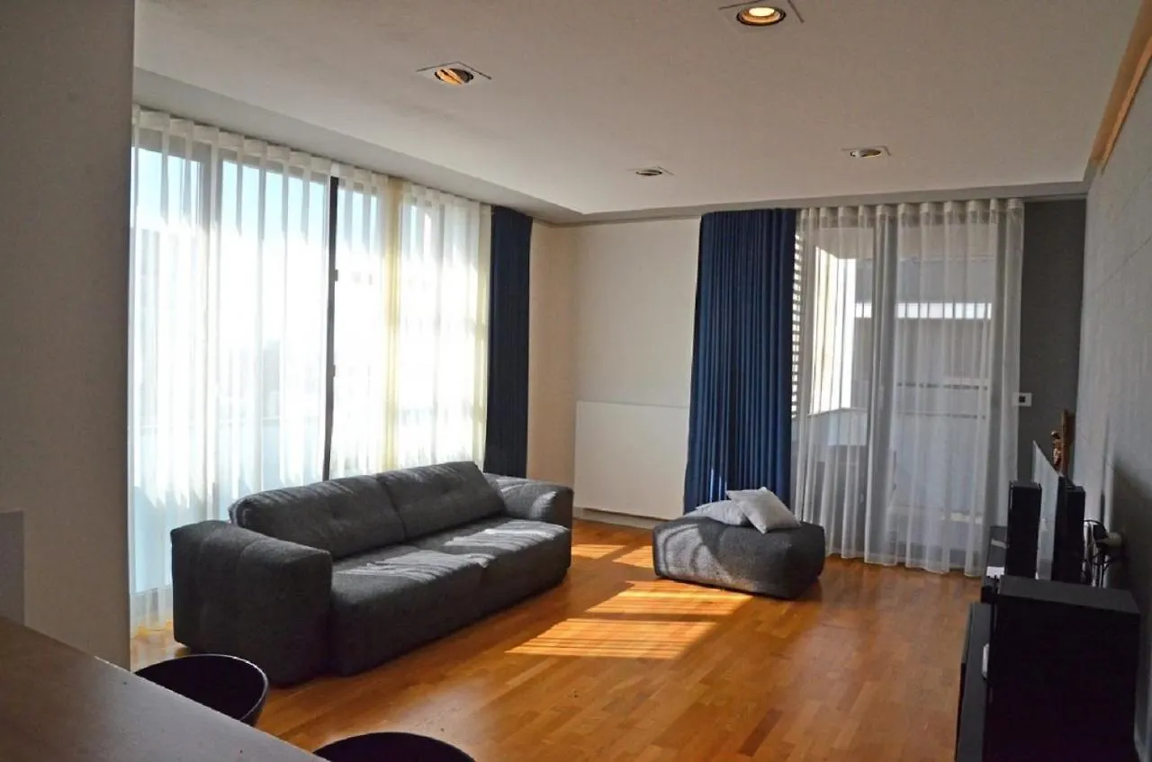 Anvers Apartament ブカレスト アパート